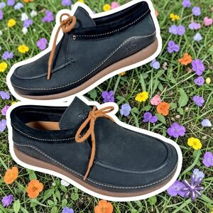 NWOT CHACO Pineland Moc Black Leather Moccasins | LUVSEAT APMA Certified | W 6.5